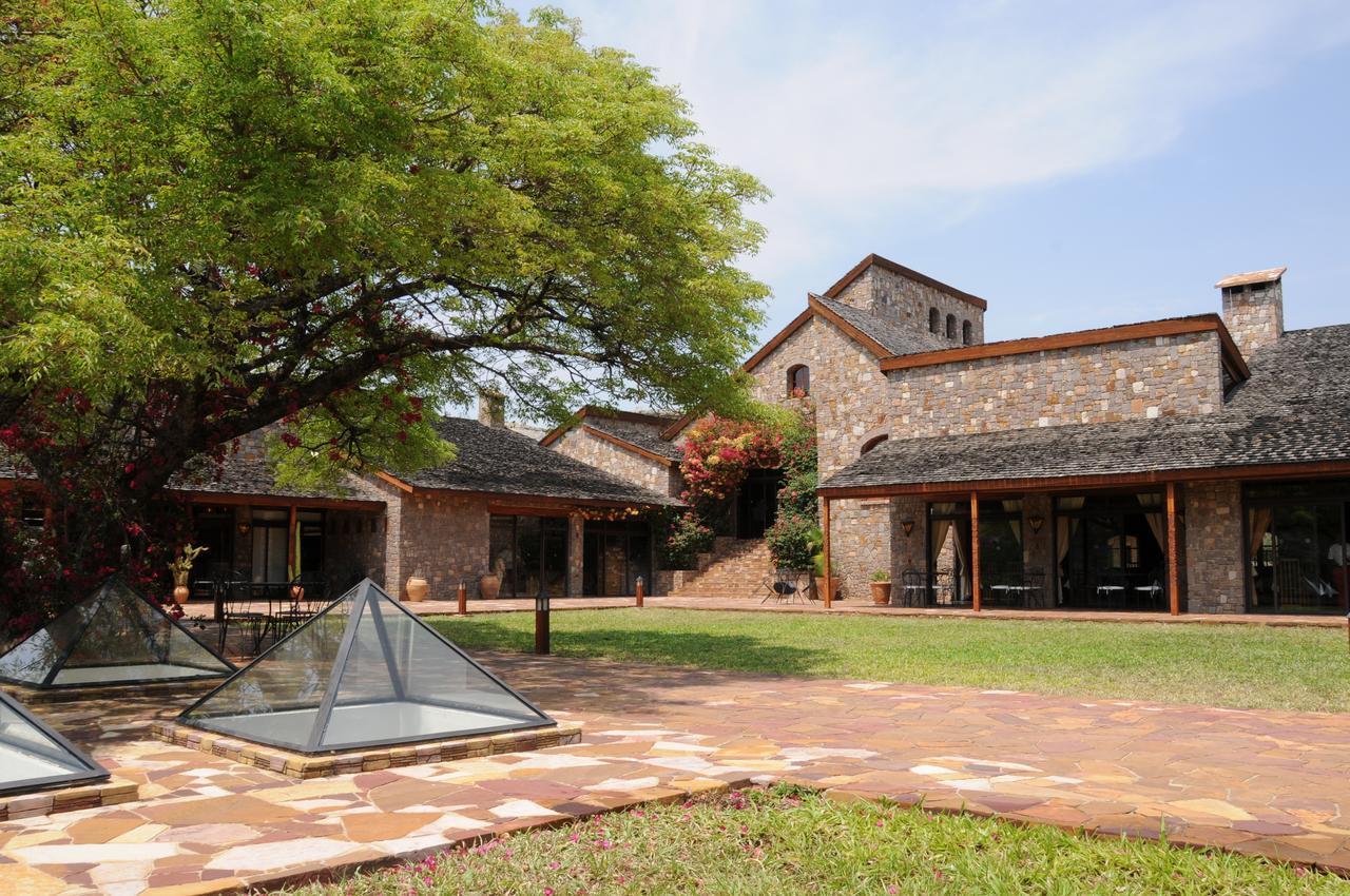Le Jardin Du Roy Hotel Ranohira Exterior foto